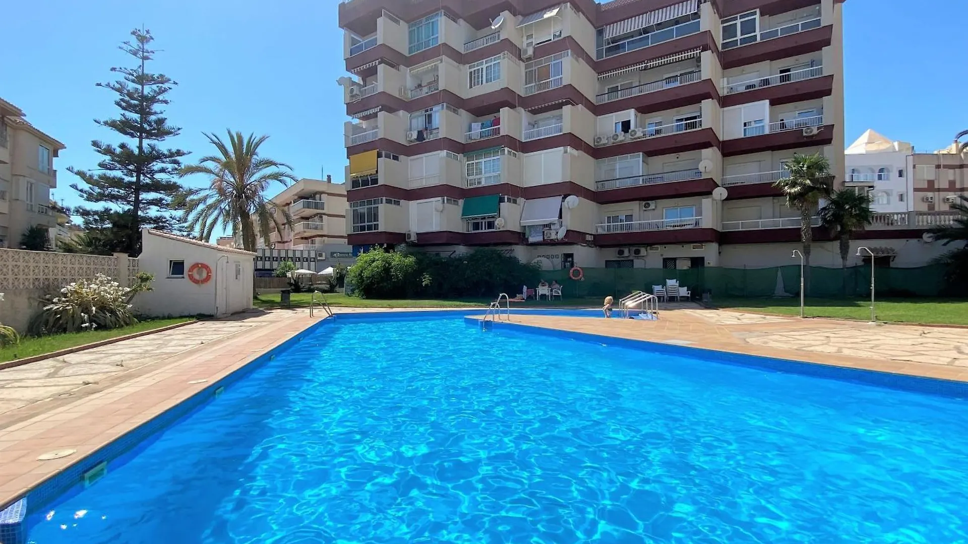 Shr057 Estudio Con Piscina Y Cerca De La Playa Nerja